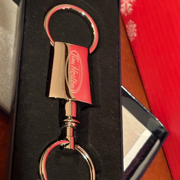 Tim Horton key holder - Picture 1 of 3